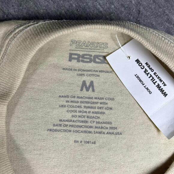 Peanuts Snoopy New USA Youth Medium Graphic T-Shirt Charlie Brown USA Snoopy - Picture 4 of 7